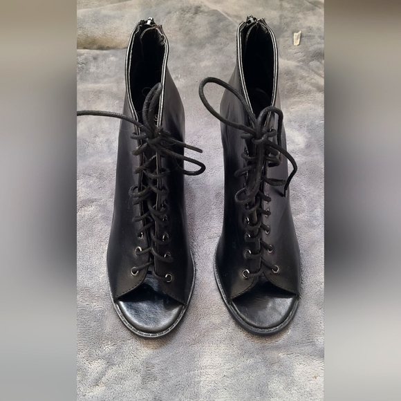 Open-toe Ankle Boots - Picture 2 of 6